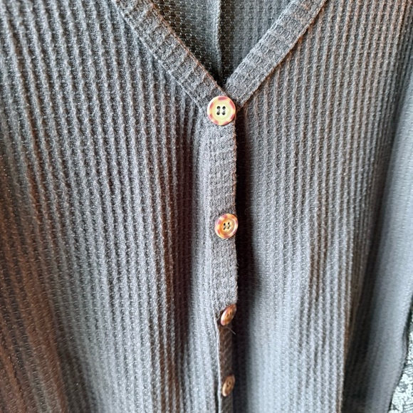 Truself Women’s Waffle Knit Button Down Top with Snakeskin Sleeves - Picture 5 of 8